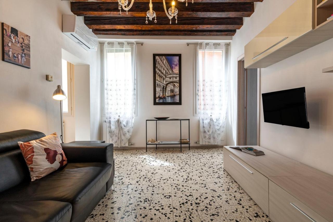 Appartamento Ponte Squero Flat M0270423226 Venezia Esterno foto